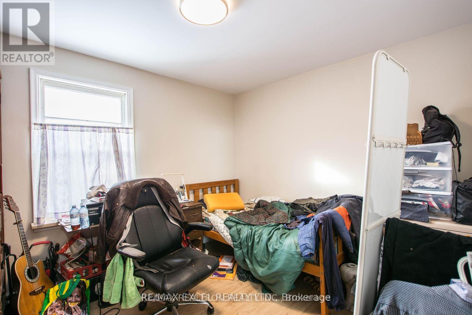 8906 Hwy 11 Road S, Orillia, Ontario  L3V 6H3 - Photo 17 - S12290097
