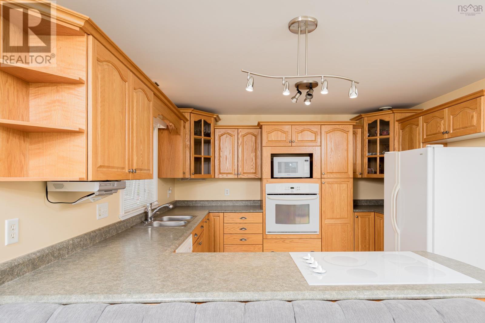 1 Hillcrest Drive, Stewiacke, Nova Scotia  B0N 2J0 - Photo 11 - 202517880