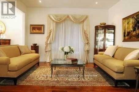 51 Medoc Place, Vaughan, Ontario  L4J 8Y9 - Photo 2 - N12092763