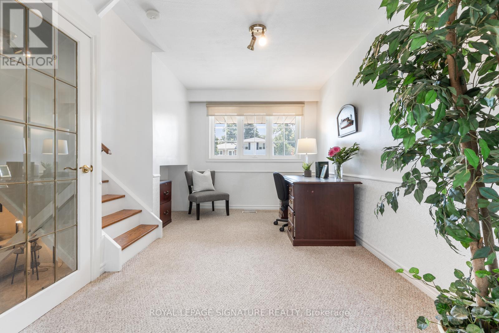 1469 Hillgrove Road, Mississauga, Ontario  L5J 3M2 - Photo 17 - W12289425