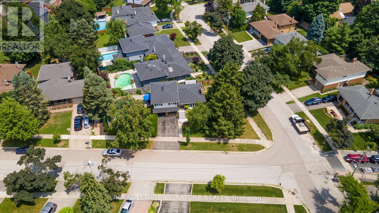 1469 Hillgrove Road, Mississauga, Ontario  L5J 3M2 - Photo 40 - W12289425