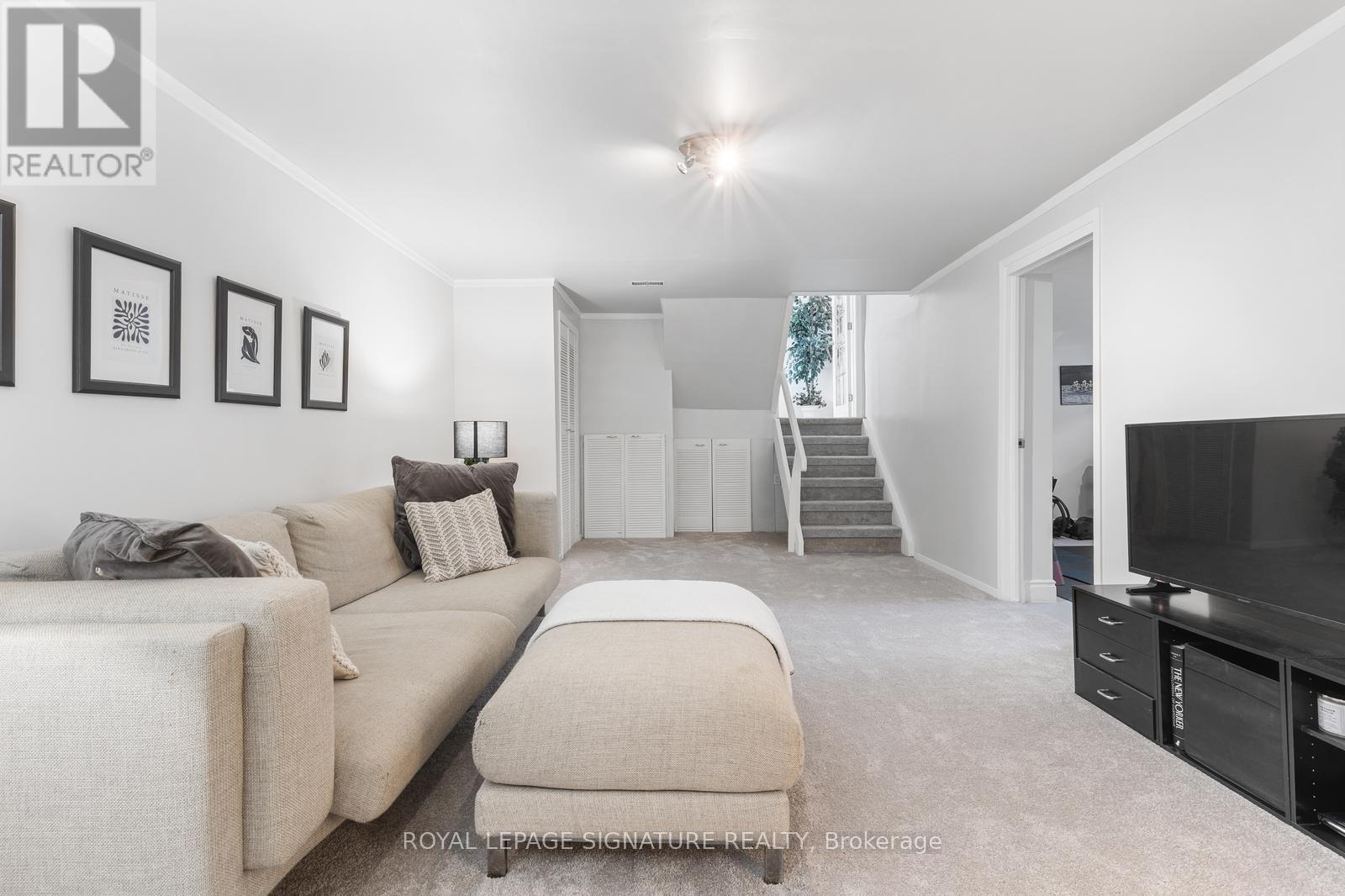 1469 Hillgrove Road, Mississauga, Ontario  L5J 3M2 - Photo 27 - W12289425