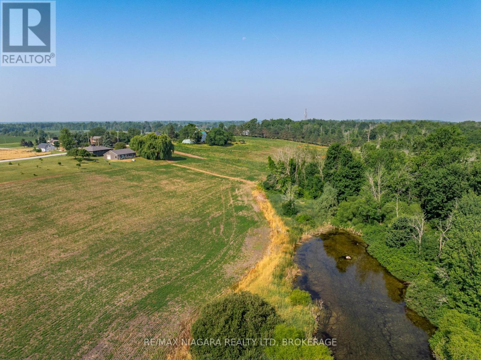 Property at 298 RIDGE ROAD W image 5