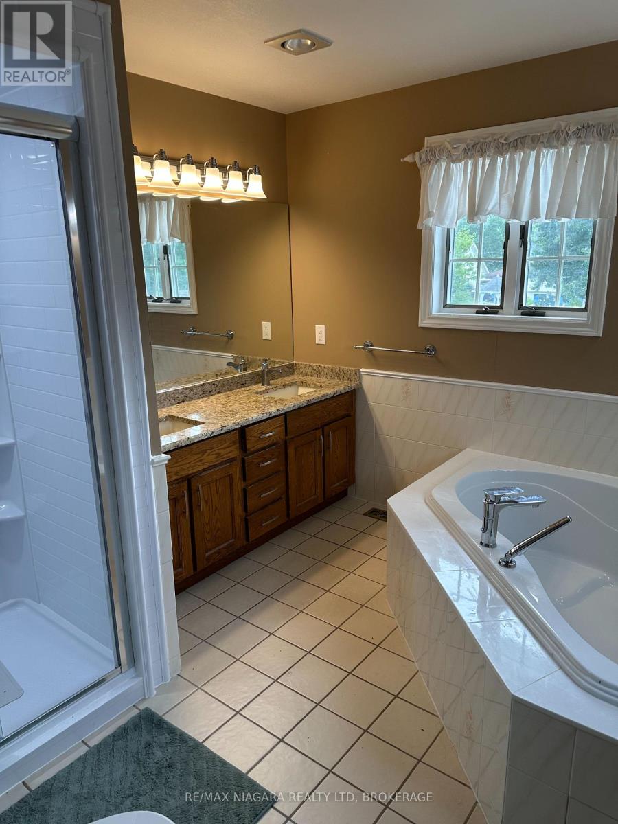 430 Gorham Road, Fort Erie, Ontario  L0S 1N0 - Photo 22 - X12288560