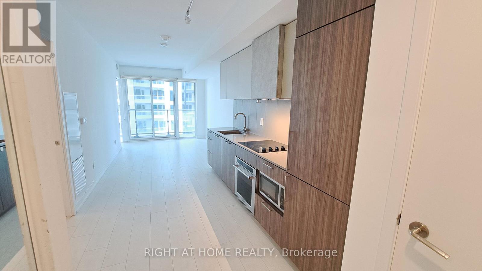 1902 - 19 Western Battery Road, Toronto, Ontario  M6K 3S4 - Photo 16 - C12290122