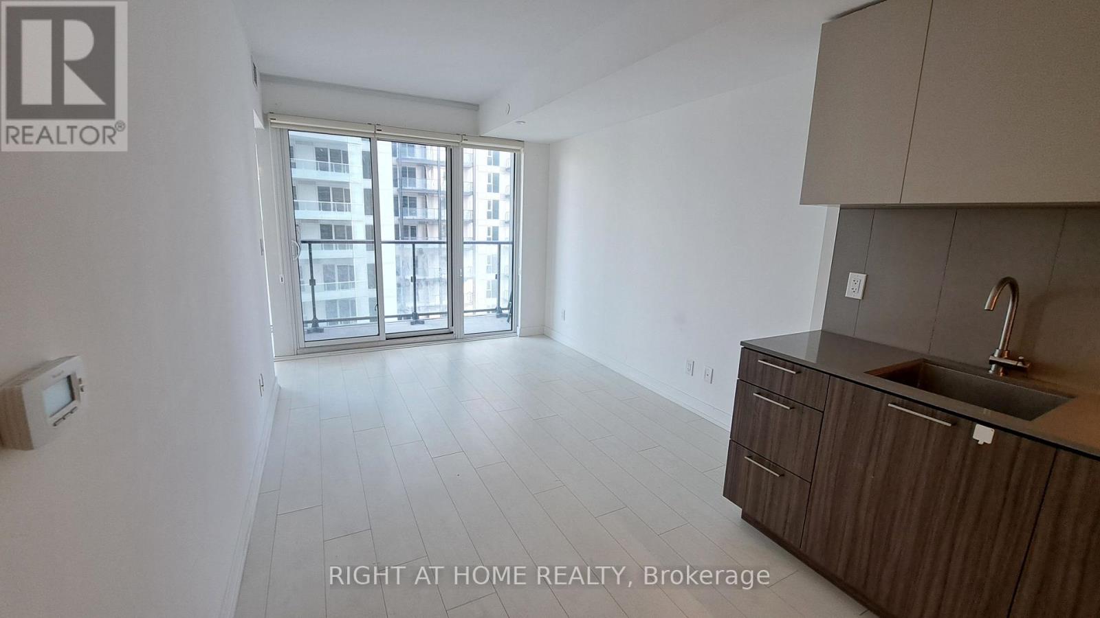 1902 - 19 Western Battery Road, Toronto, Ontario  M6K 3S4 - Photo 17 - C12290122