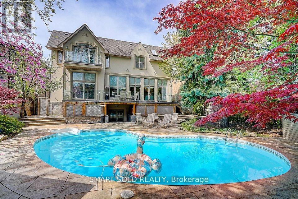 677 Woburn Avenue, Toronto, Ontario  M5M 1M2 - Photo 30 - C12290156