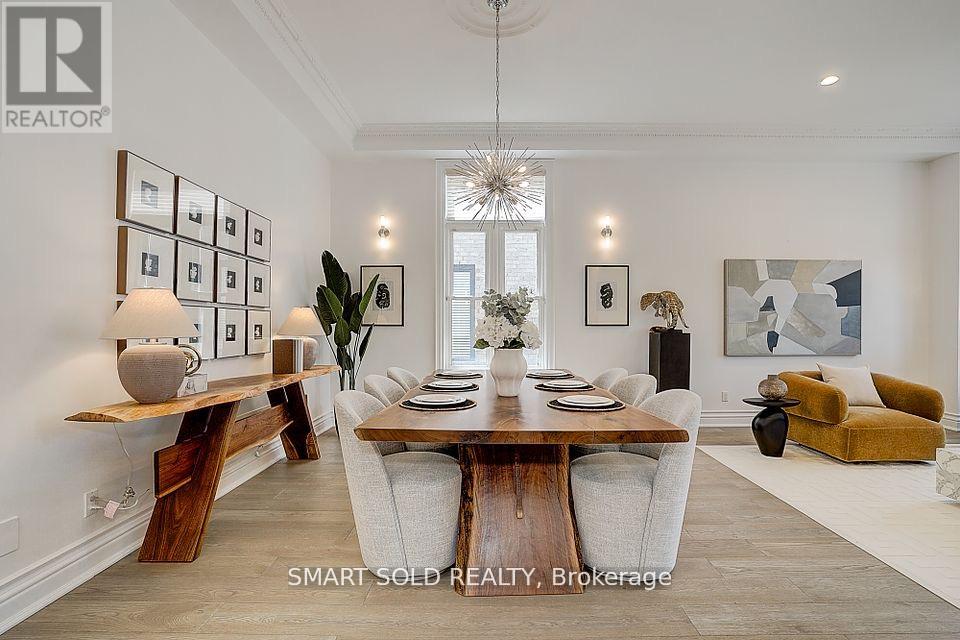 677 Woburn Avenue, Toronto, Ontario  M5M 1M2 - Photo 7 - C12290156