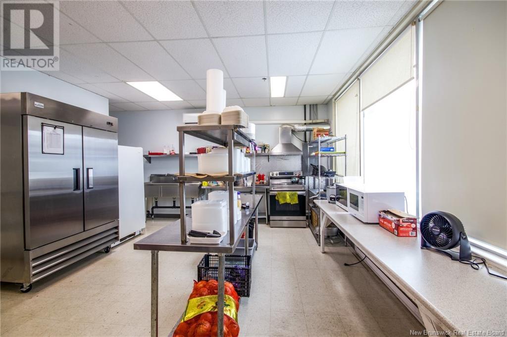 286 Restigouche Road Unit# E2, Oromocto West, New Brunswick  E2V 2H5 - Photo 35 - NB123019