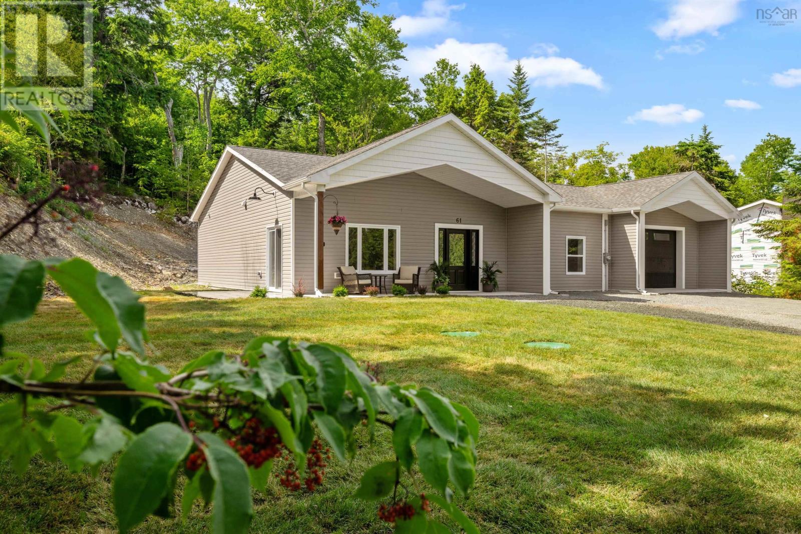 Property at 61 Arbor Hill image 1