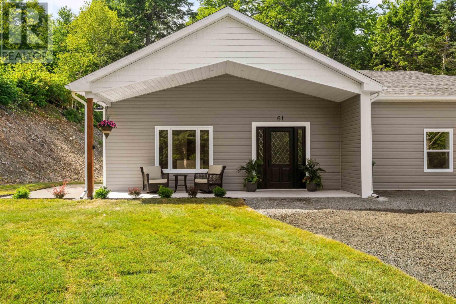 Property at 61 Arbor Hill image 2