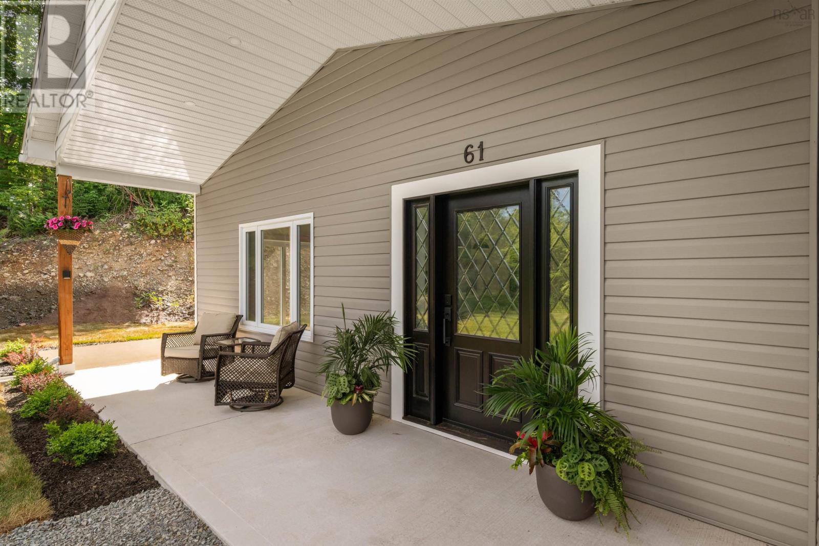 Property at 61 Arbor Hill image 3