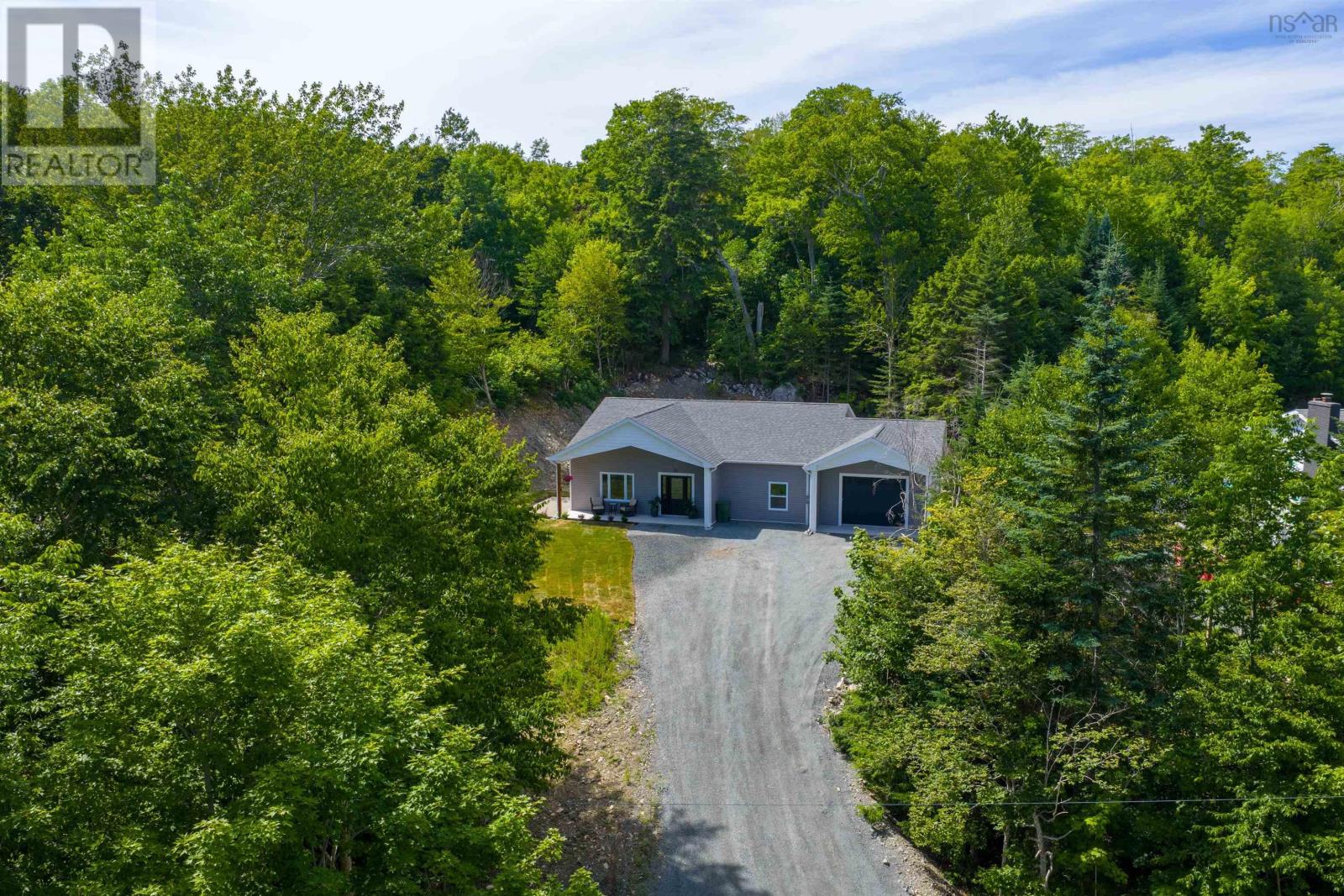 Property at 61 Arbor Hill image 4