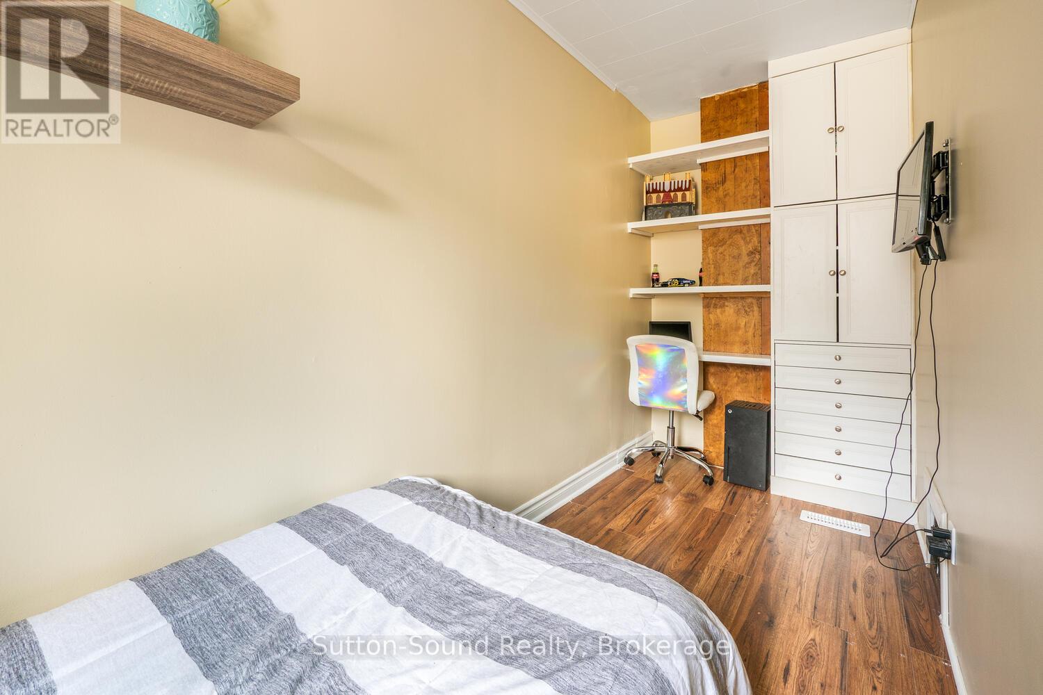 1139 4th Avenue W, Owen Sound, Ontario  N4K 4W3 - Photo 8 - X12290193
