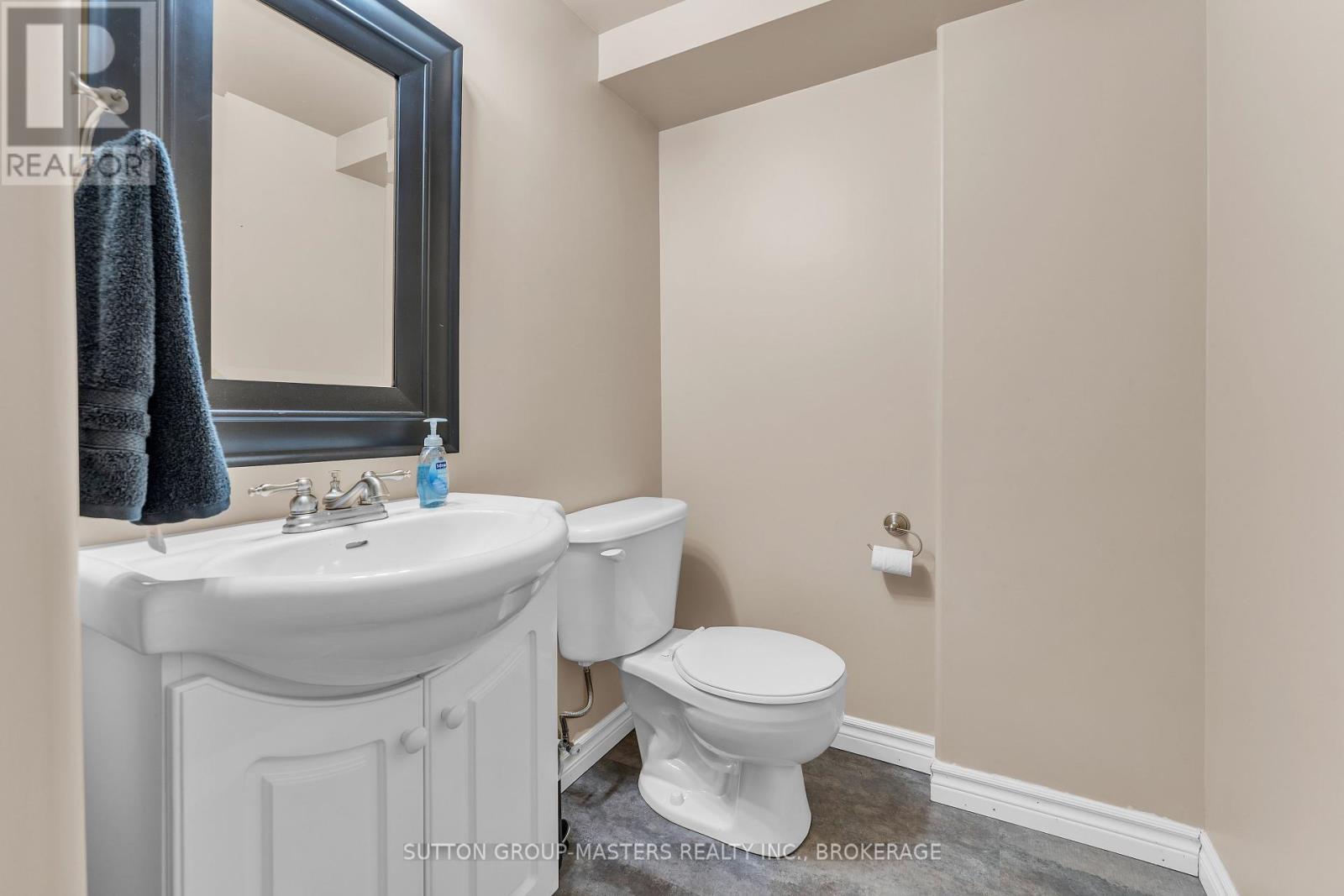 384 Emerald Street, Kingston (City Northwest), Ontario  K7P 3E1 - Photo 31 - X12290205