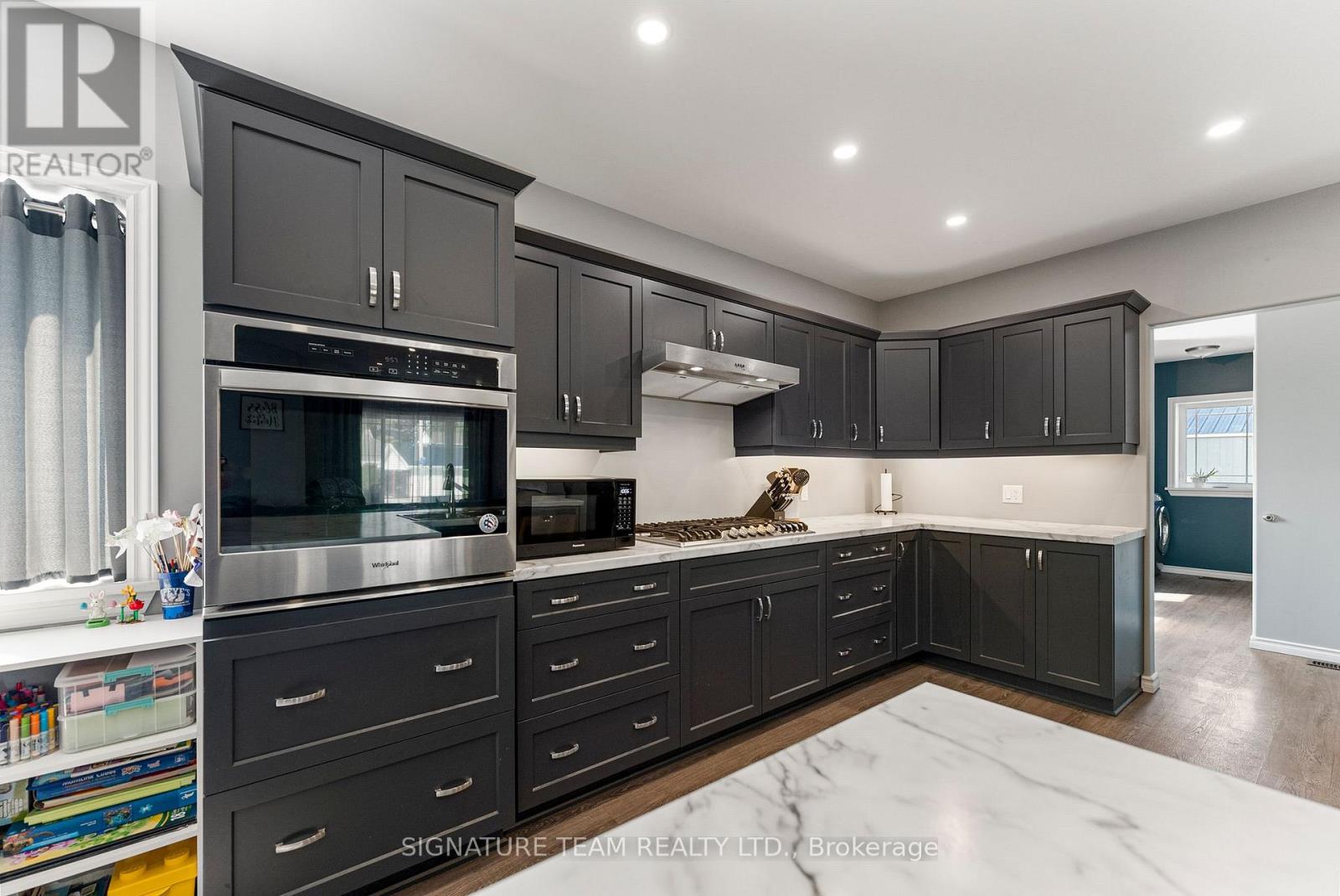 17 Meadow Street, Whitewater Region, Ontario  K0J 1K0 - Photo 10 - X12290211
