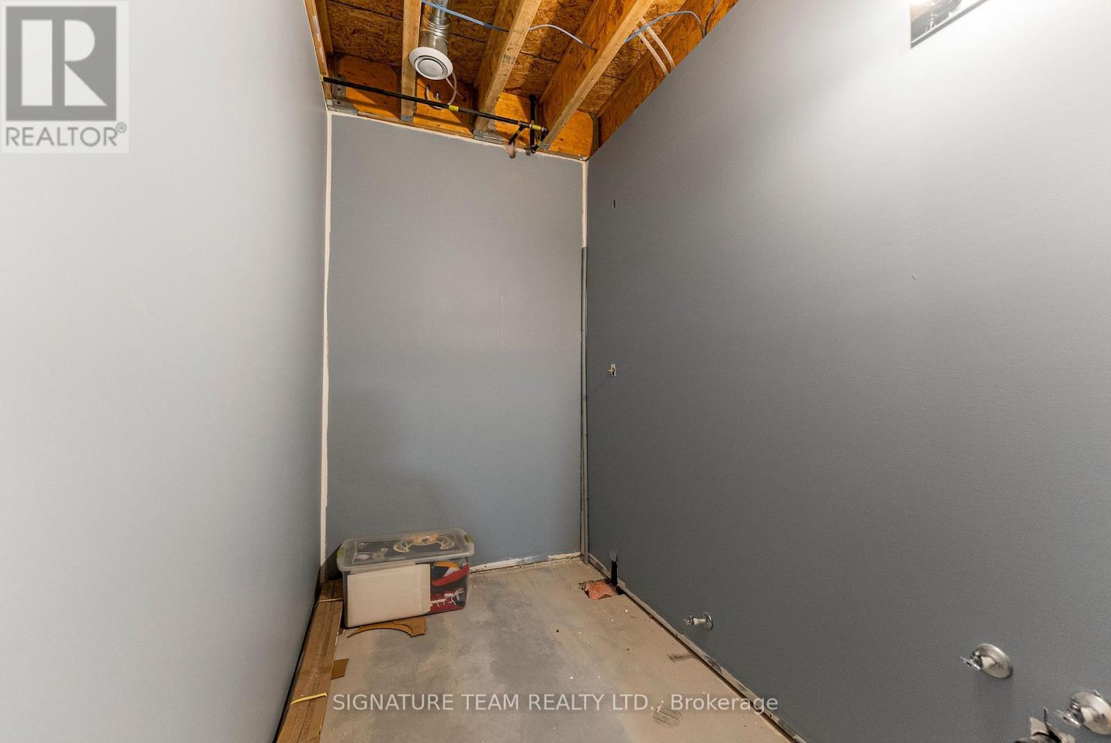 17 Meadow Street, Whitewater Region, Ontario  K0J 1K0 - Photo 35 - X12290211