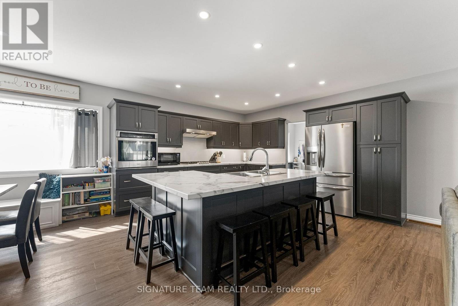 17 Meadow Street, Whitewater Region, Ontario  K0J 1K0 - Photo 9 - X12290211