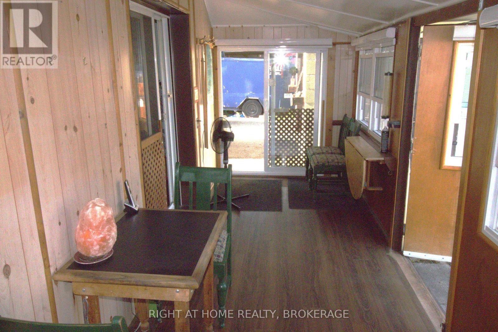 80 Knoll Street, Port Colborne, Ontario  L3K 5A6 - Photo 11 - X12290210