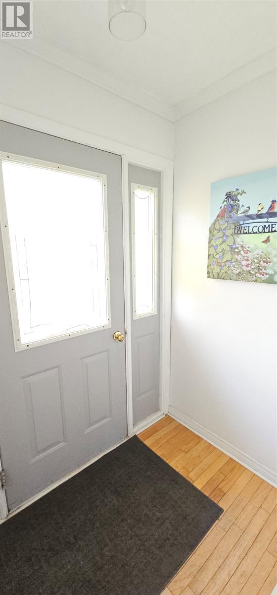 805 Willow Drive, Labrador City, Newfoundland & Labrador  A2V 1A5 - Photo 2 - 1287966