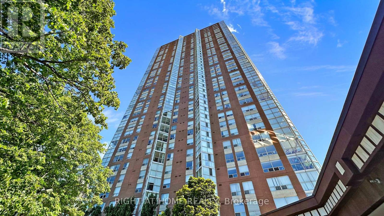 904 - 7 CONCORDE PLACE, Toronto, Ontario