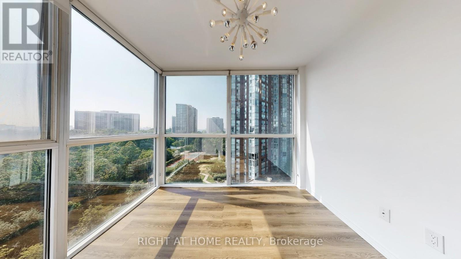 904 - 7 Concorde Place, Toronto, Ontario  M3C 3N4 - Photo 10 - C12290191