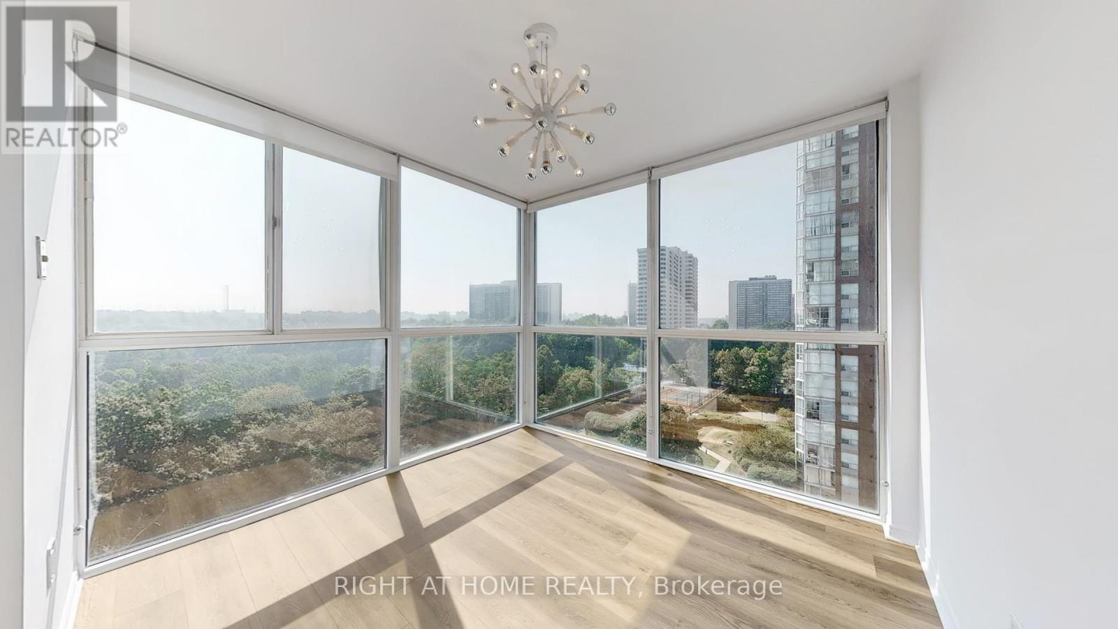 904 - 7 Concorde Place, Toronto, Ontario  M3C 3N4 - Photo 8 - C12290191