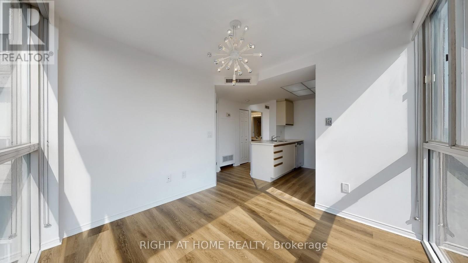 904 - 7 Concorde Place, Toronto, Ontario  M3C 3N4 - Photo 9 - C12290191