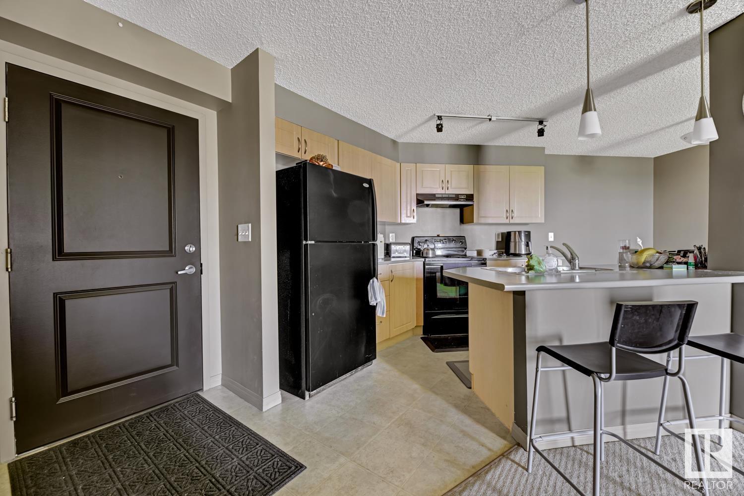 Property at #308 11441 Ellerslie RD SW image 3