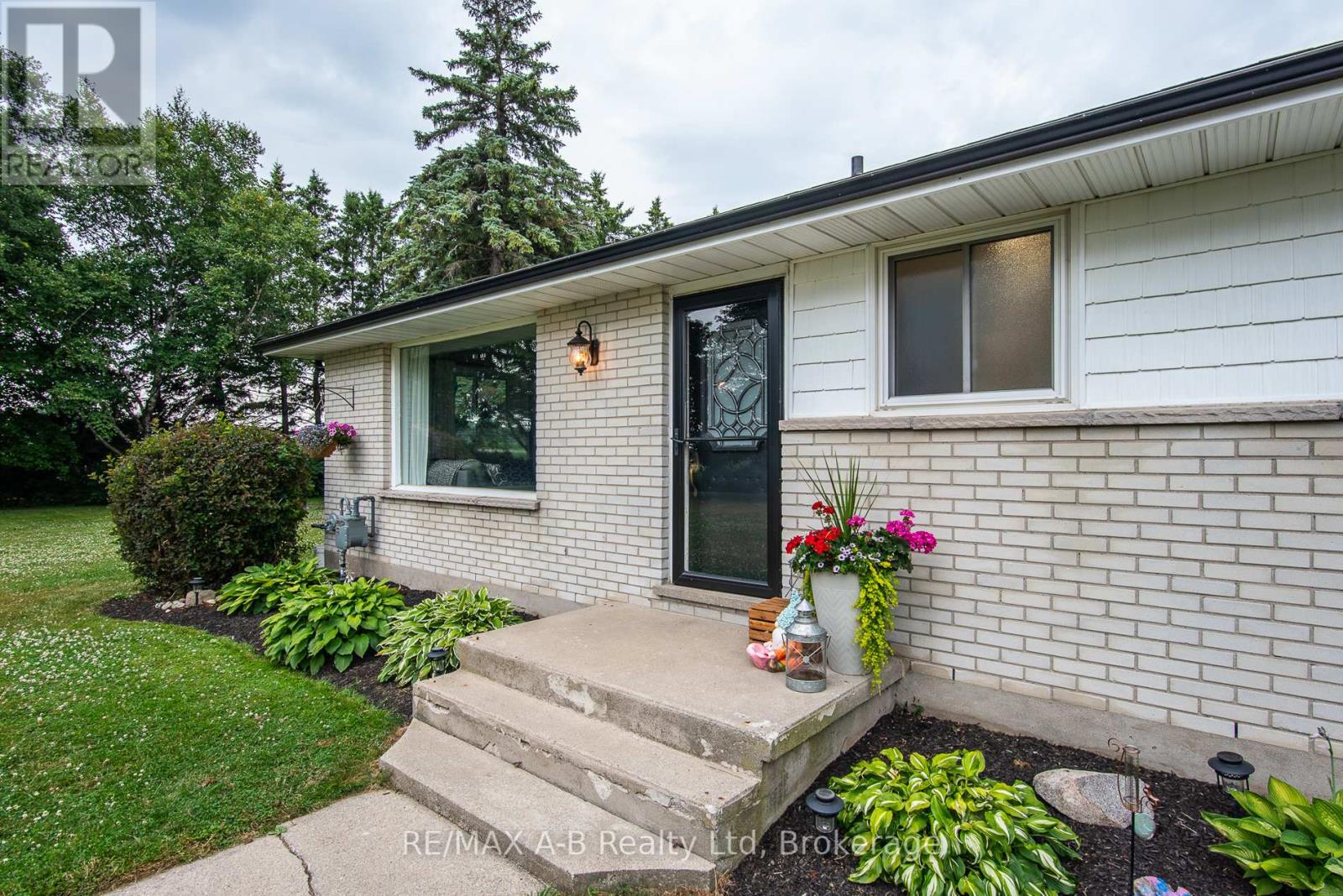 196915 19th Line, Zorra, Ontario  N0M 2G0 - Photo 17 - X12290223