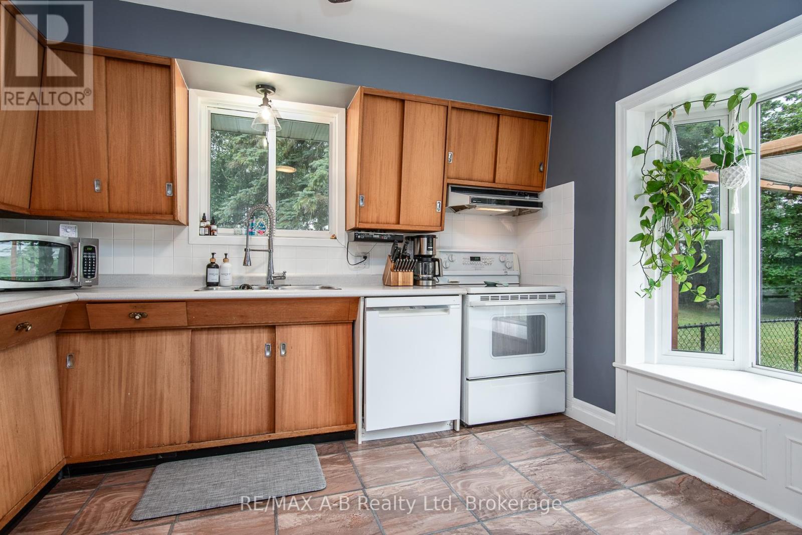 196915 19th Line, Zorra, Ontario  N0M 2G0 - Photo 25 - X12290223