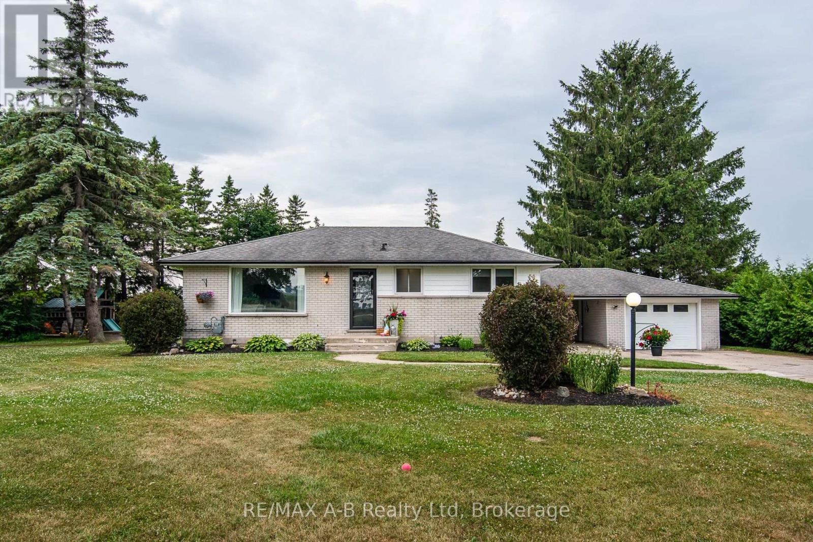 196915 19th Line, Zorra, Ontario  N0M 2G0 - Photo 4 - X12290223