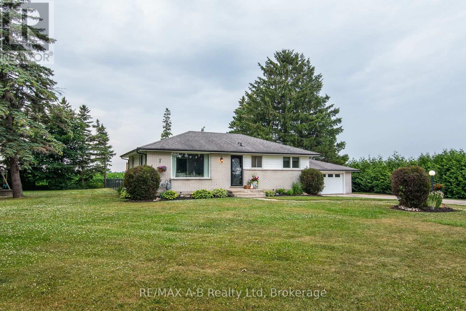 196915 19th Line, Zorra, Ontario  N0M 2G0 - Photo 5 - X12290223