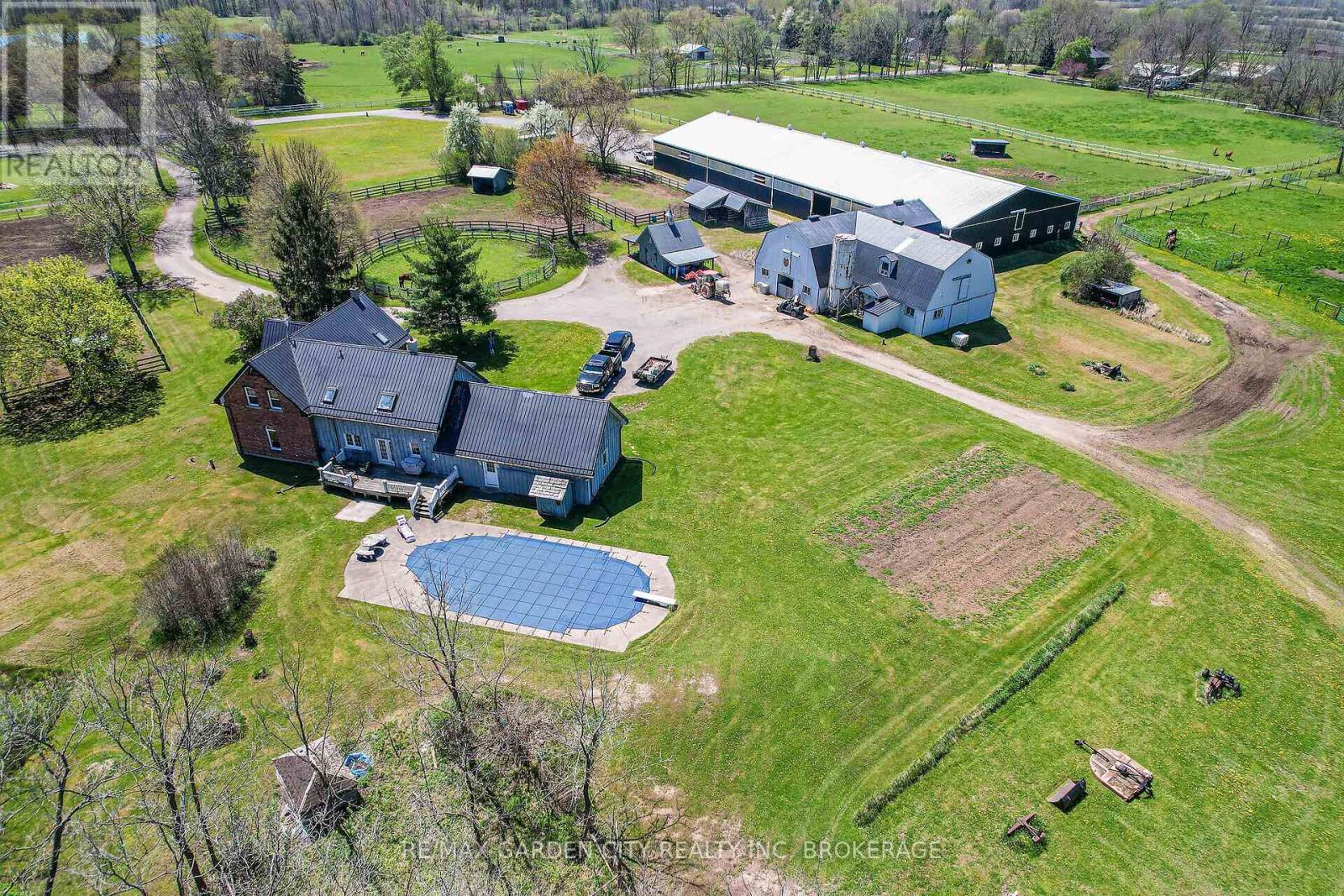 3200 Bertie Road, Fort Erie, Ontario  L0S 1N0 - Photo 27 - X12290222