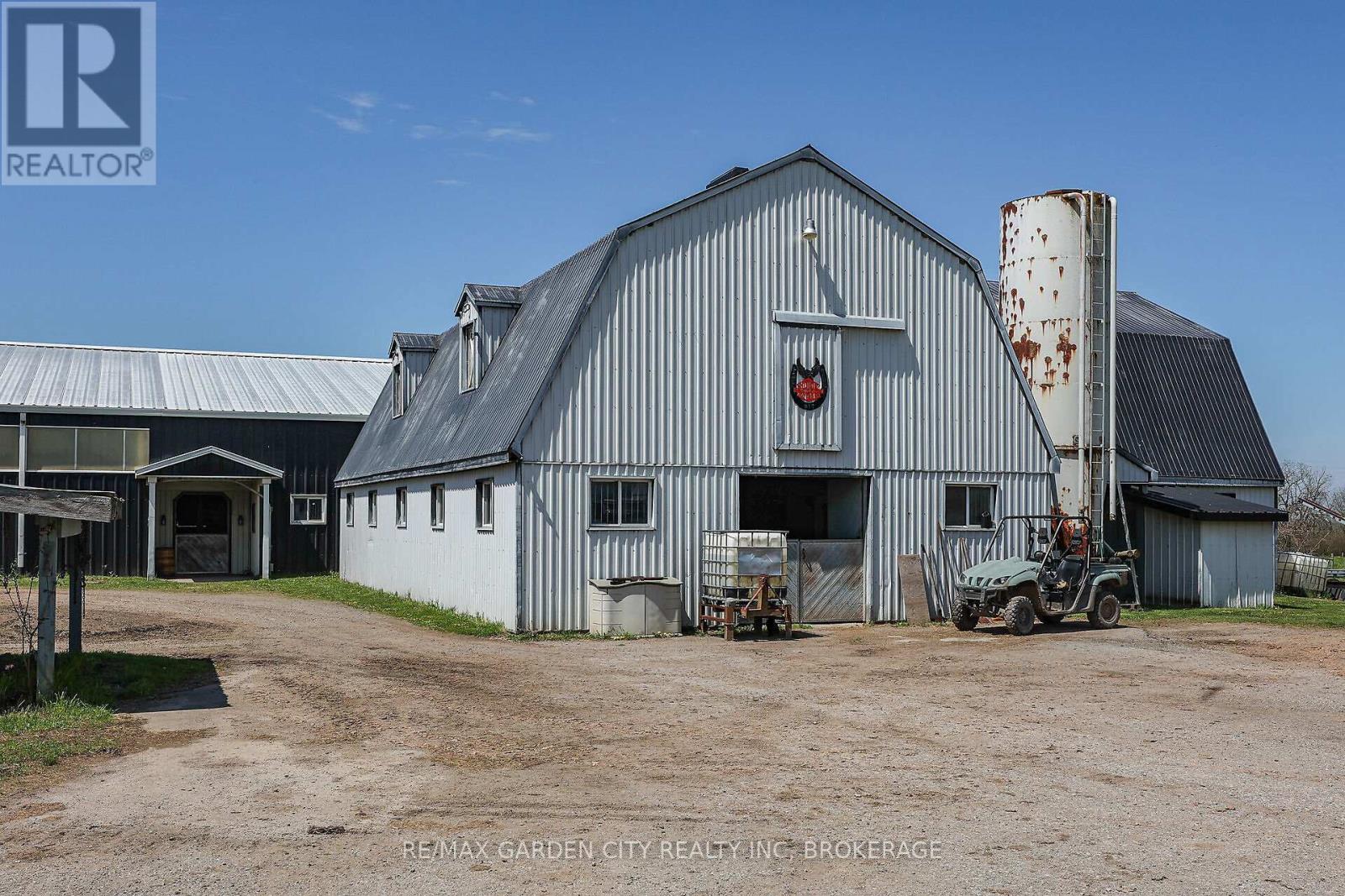 3200 Bertie Road, Fort Erie, Ontario  L0S 1N0 - Photo 31 - X12290222