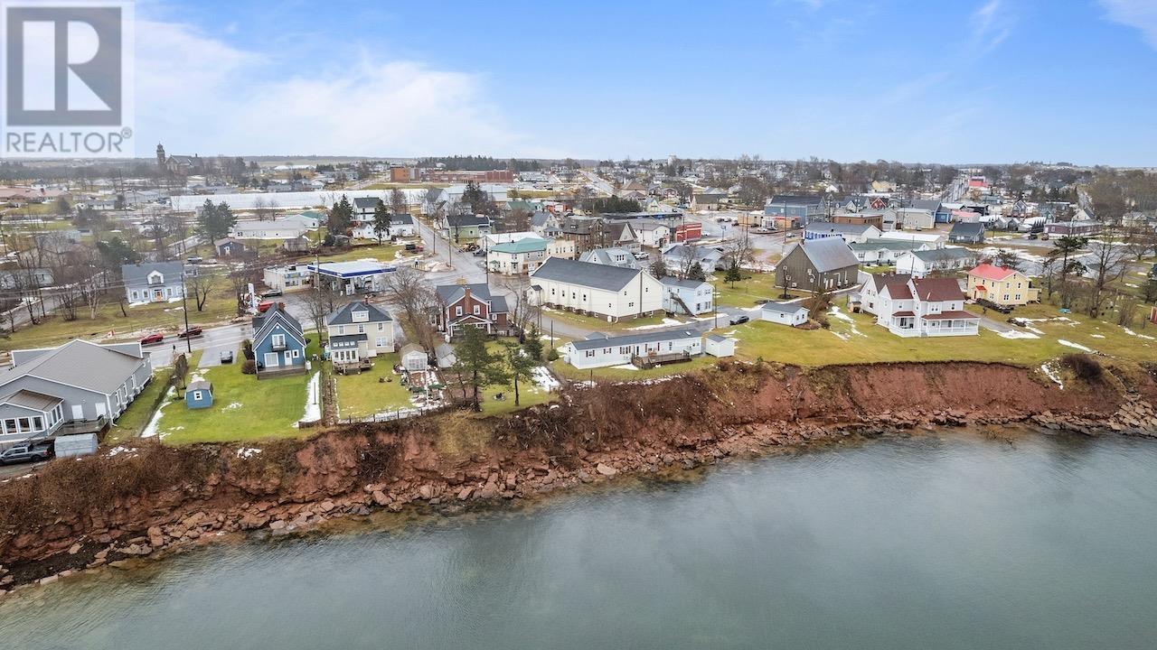 66 Main Street, Souris, Prince Edward Island  C0A 2B0 - Photo 38 - 202517897