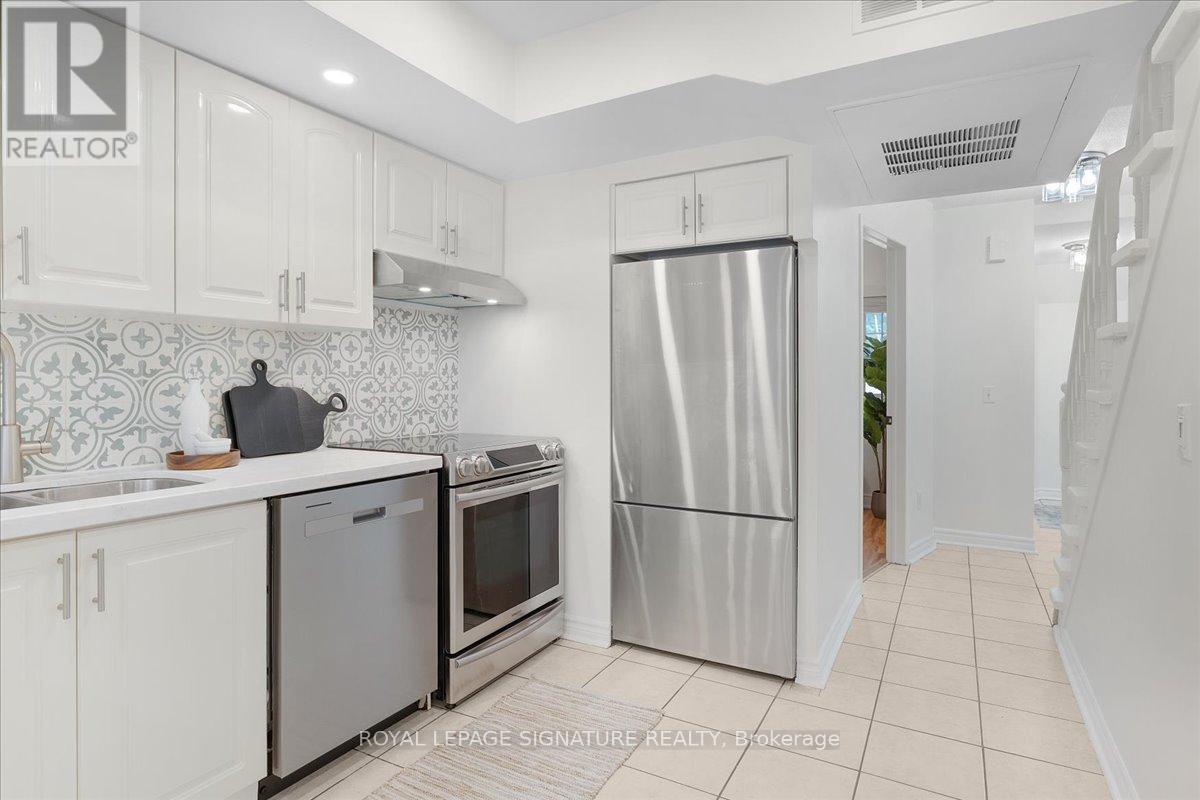 107 - 262 St Helens Avenue, Toronto (Dufferin Grove), Ontario  M6H 4A4 - Photo 12 - C12289698