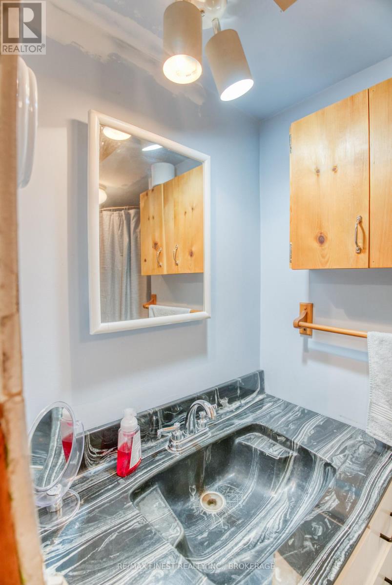 90 Bradshaw Road, Frontenac, Ontario  K0H 2V0 - Photo 16 - X12290308