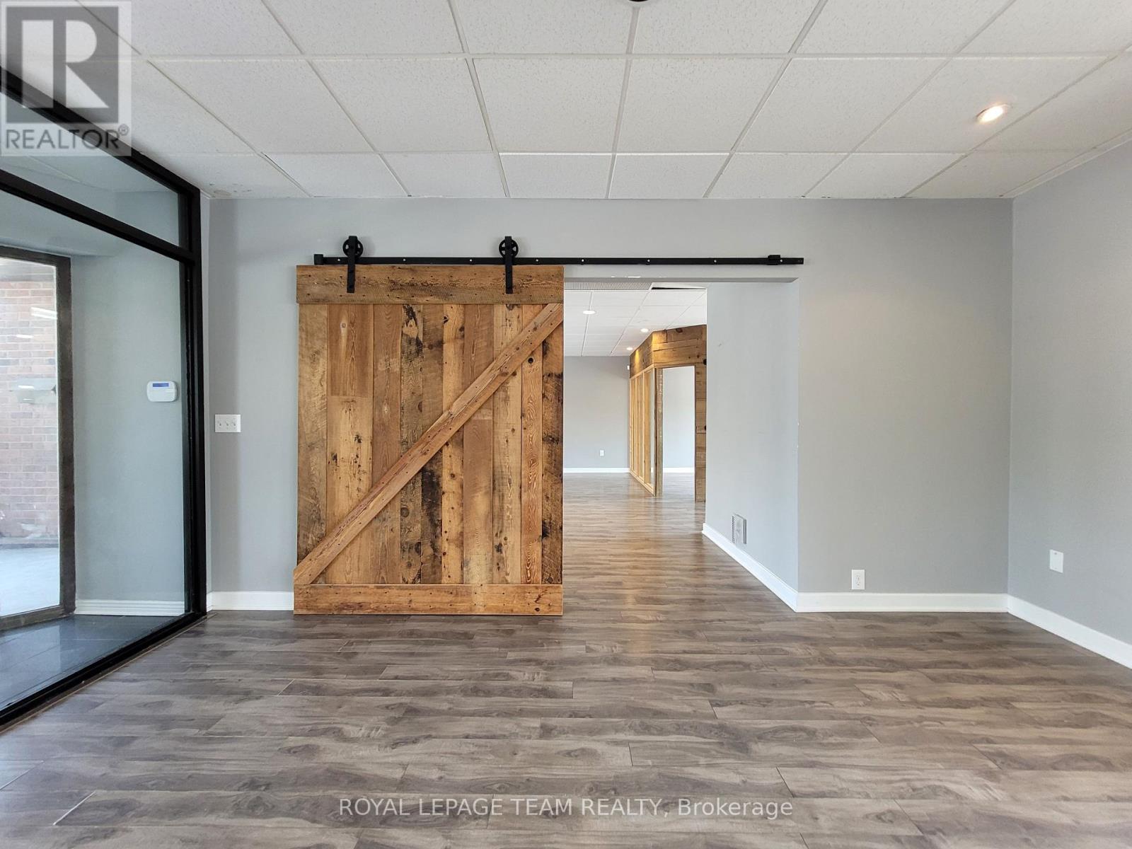 200 - 180 Preston Street, Ottawa, Ontario  K1R 7P9 - Photo 12 - X12290260