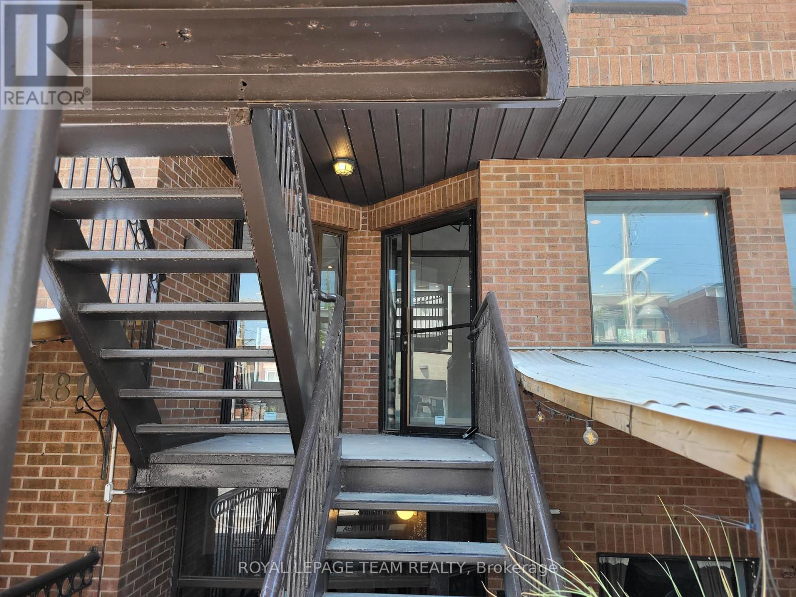 201 - 180 Preston Street, Ottawa, Ontario  K1R 7P9 - Photo 14 - X12290322