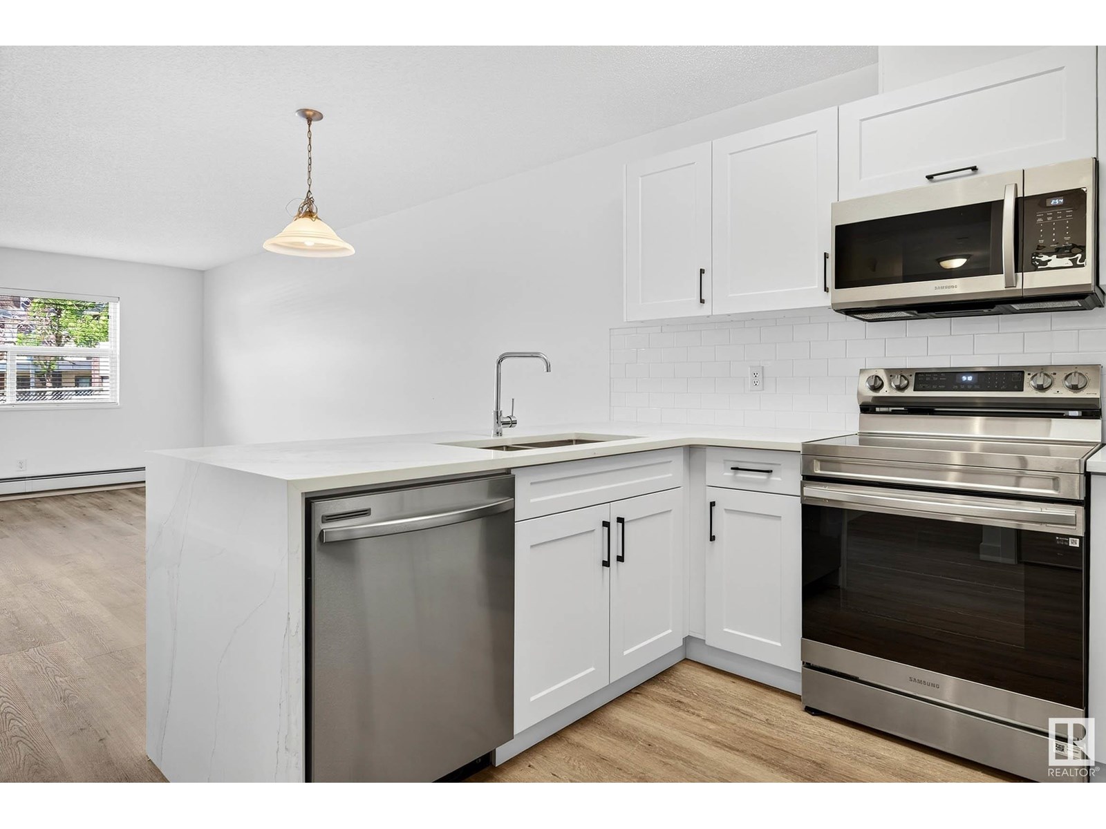 #121 17404 64 Av Nw, Edmonton, Alberta  T6L 4T1 - Photo 6 - E4448186
