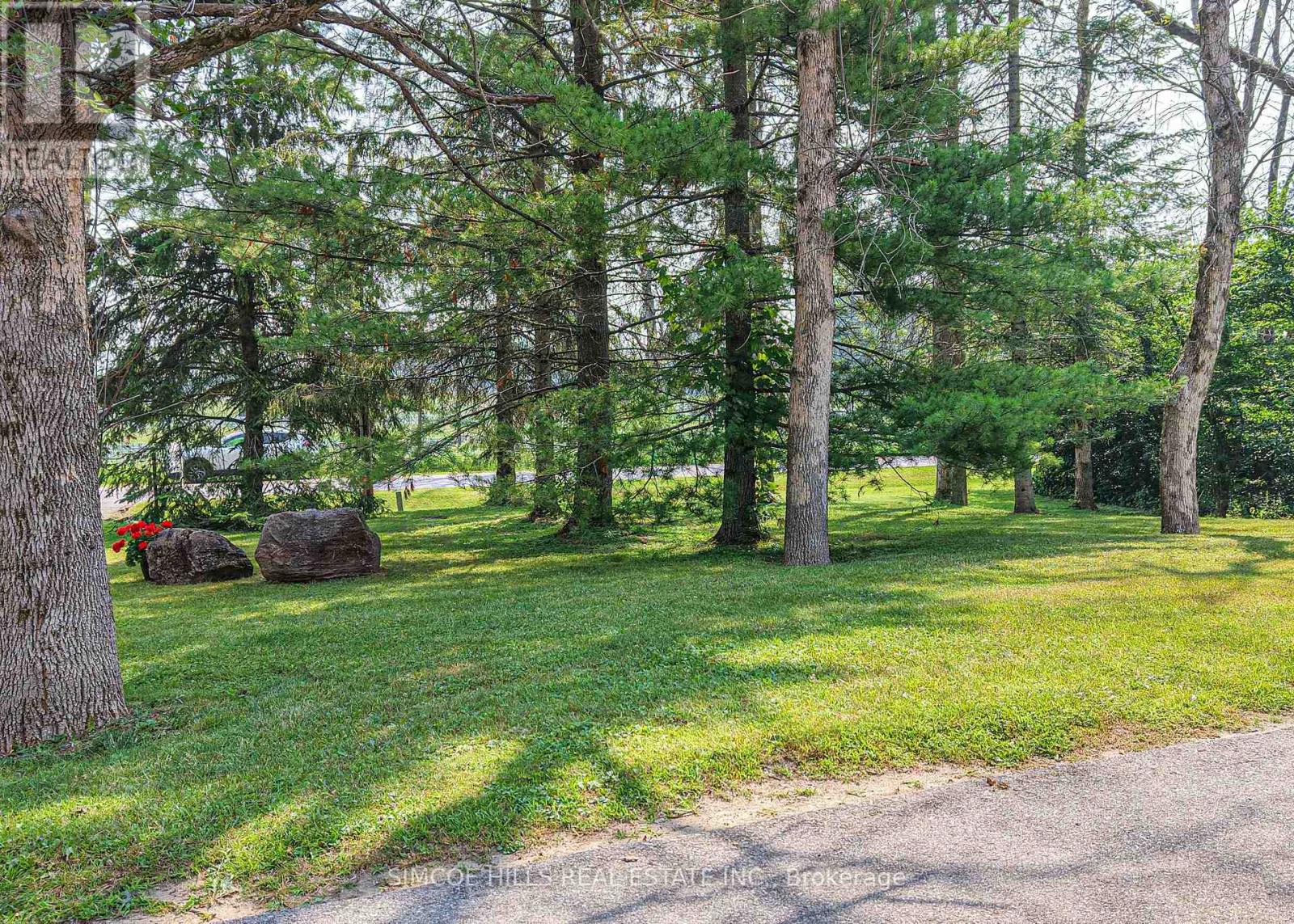 131 Courtland Street, Ramara, Ontario  L3V 6H7 - Photo 30 - S12287497