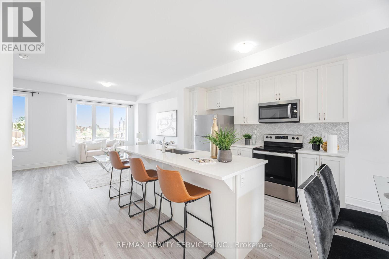 Property at 5184 VIOLA DESMOND DRIVE image 2