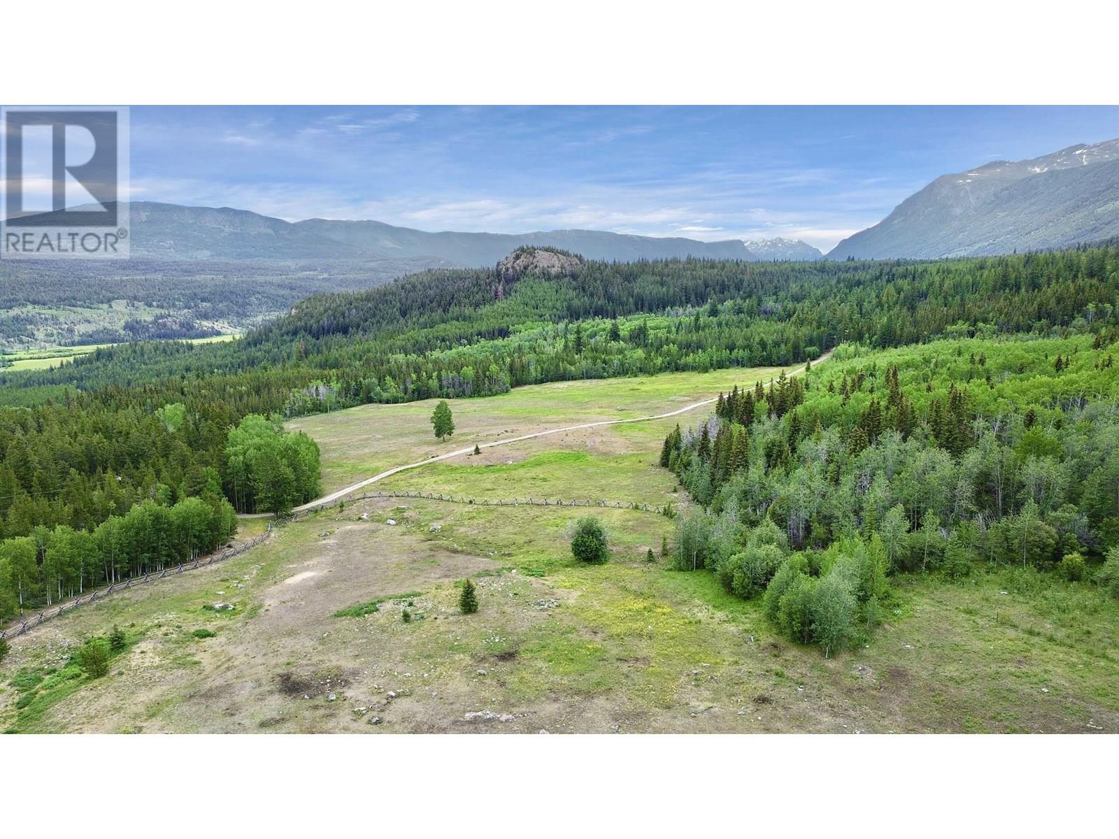 6802 Tatlayoko Road, Williams Lake, British Columbia  V0L 1W0 - Photo 2 - R2978809