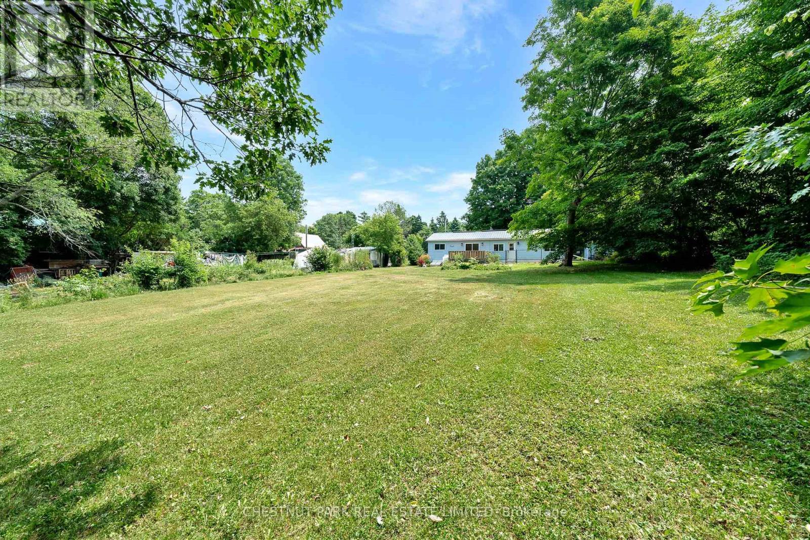976 County Rd 13, Prince Edward County, Ontario  K0K 2P0 - Photo 23 - X12290374