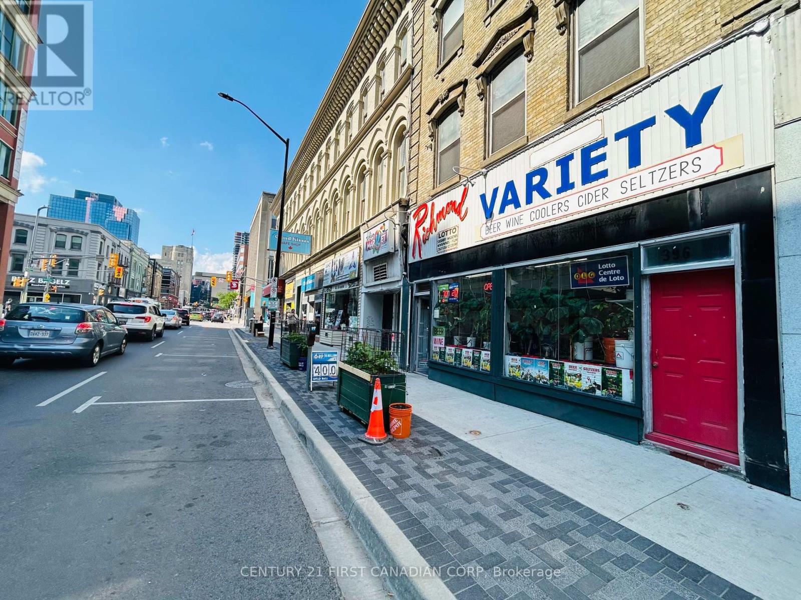 396 Richmond Street, London East (East K), Ontario  N6A 3C7 - Photo 3 - X12290350