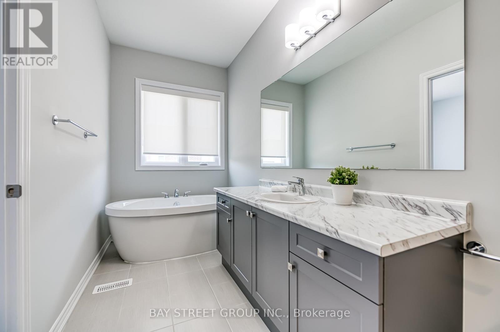 32 Jessica Antonella Street, Markham, Ontario  L6C 3K3 - Photo 32 - N12290100