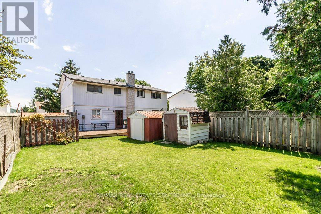 65 Balfour Crescent, Kitchener, Ontario  N2C 1Z6 - Photo 29 - X12290324