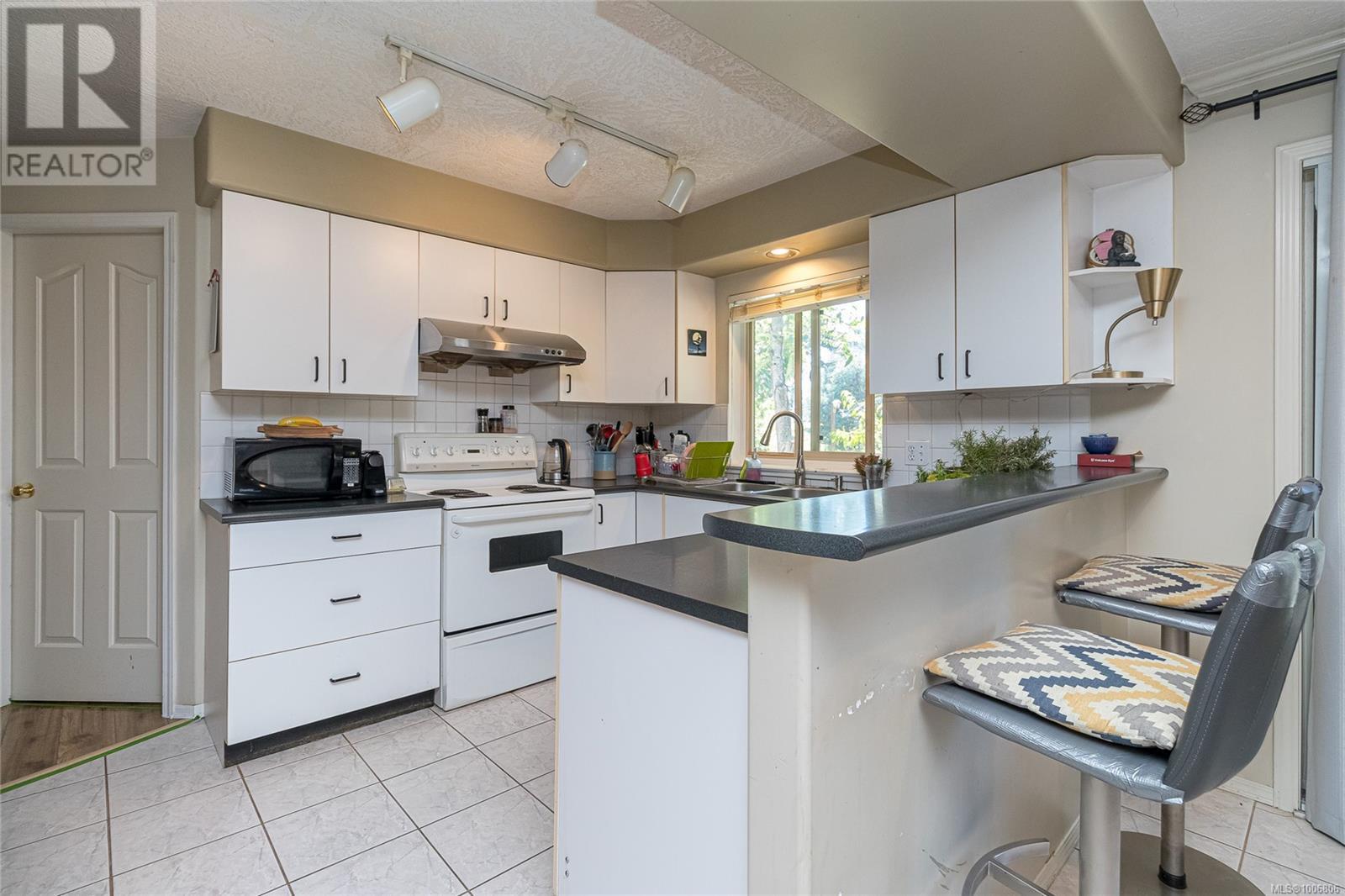 1151 Cherry Rd, Saanich, British Columbia  V8Z 7G3 - Photo 31 - 1006806