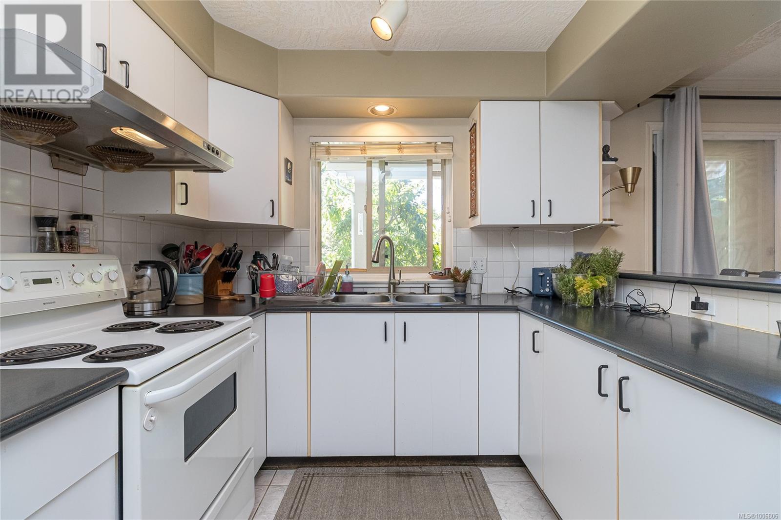 1151 Cherry Rd, Saanich, British Columbia  V8Z 7G3 - Photo 32 - 1006806